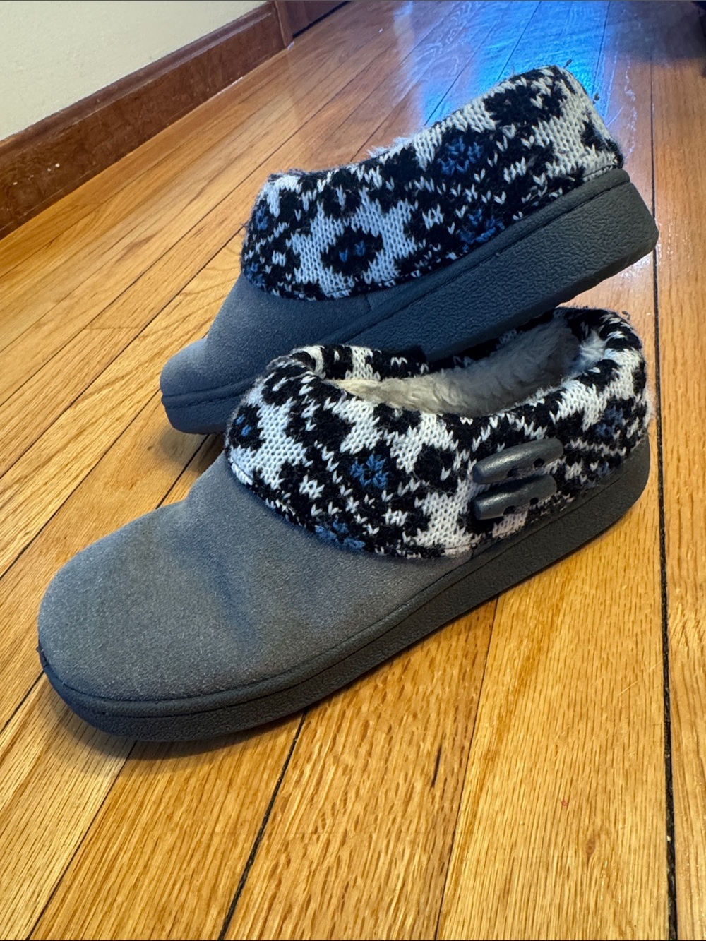 Clarks Slipper Suede Clog Woman’s Gray with Knit Trim Leather Upper 5